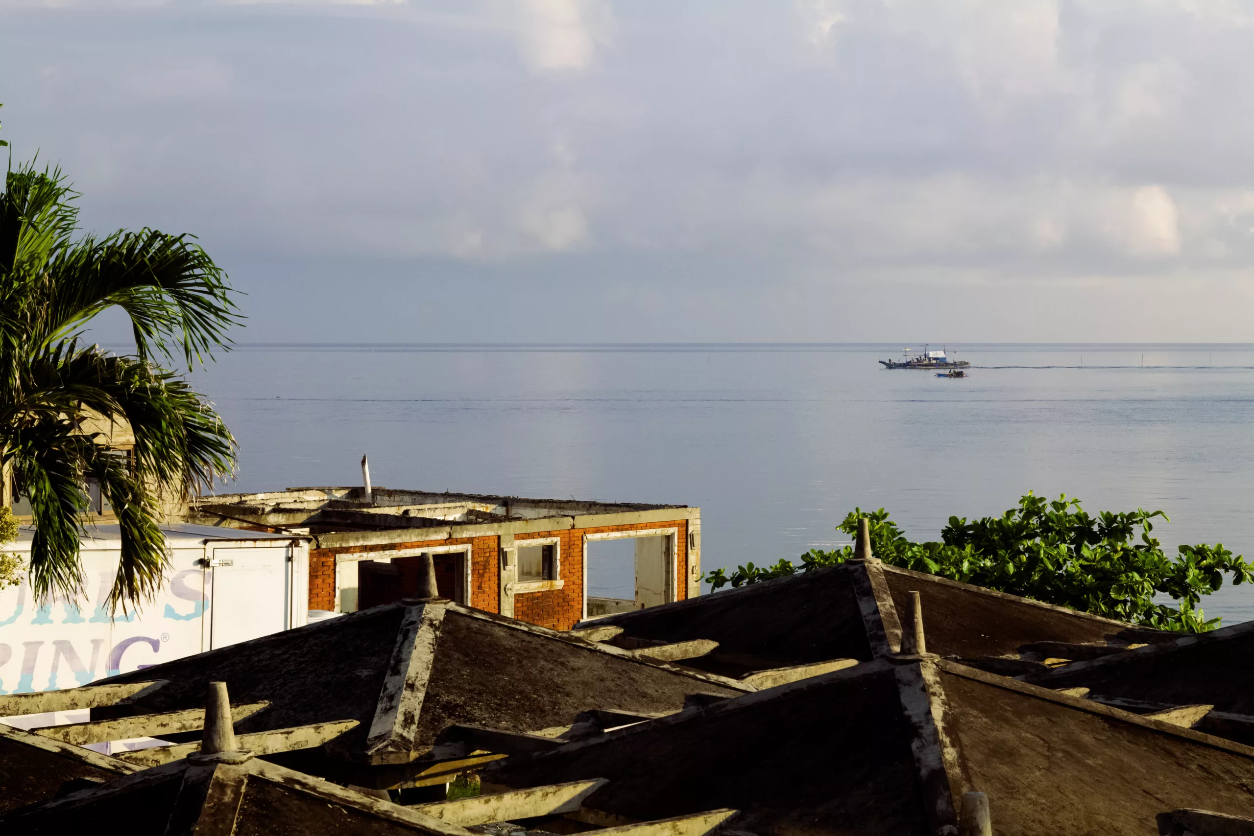 Typhoon-damaged buildings, Antimonan